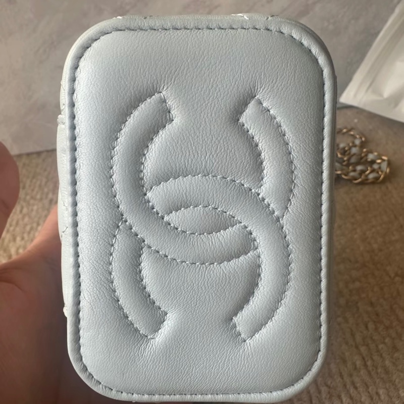 【98新 ✨ 全網最低價！】Chanel香奈兒 淺藍色 金球小盒子 化妝包晶片新款 （下單前先詢問庫存❗️）-3