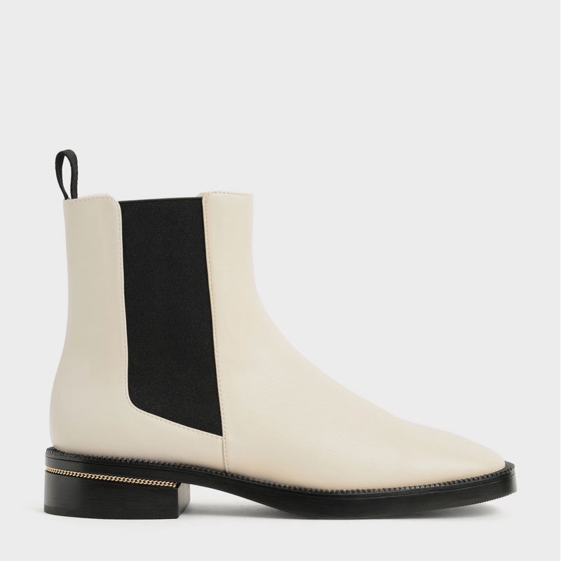 Charles & Keith 新加坡品牌 鍊飾切爾西短靴 米白低跟短靴 24號｜淘氣善良・尋寶-3