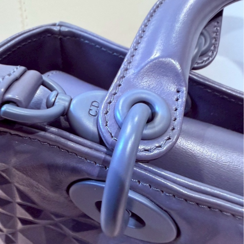 DIOR✨五格鑽石切割紋黛妃包戴妃包手提包 2022-25