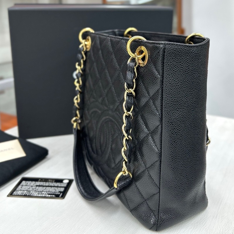 【近新閒置品】香奈兒 Chanel 黑金荔枝牛皮小號PST購物袋-3