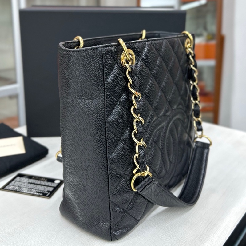 【近新閒置品】香奈兒 Chanel 黑金荔枝牛皮小號PST購物袋-4