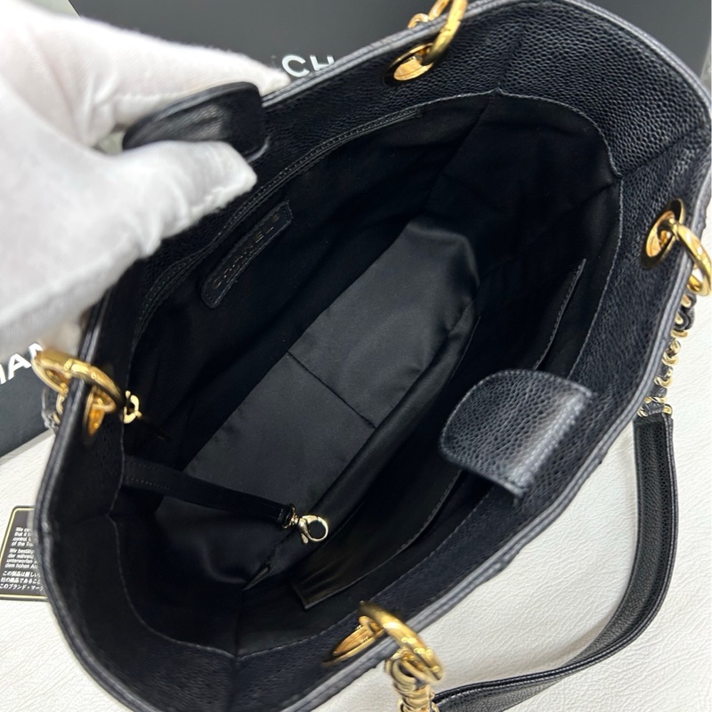 【近新閒置品】香奈兒 Chanel 黑金荔枝牛皮小號PST購物袋-7