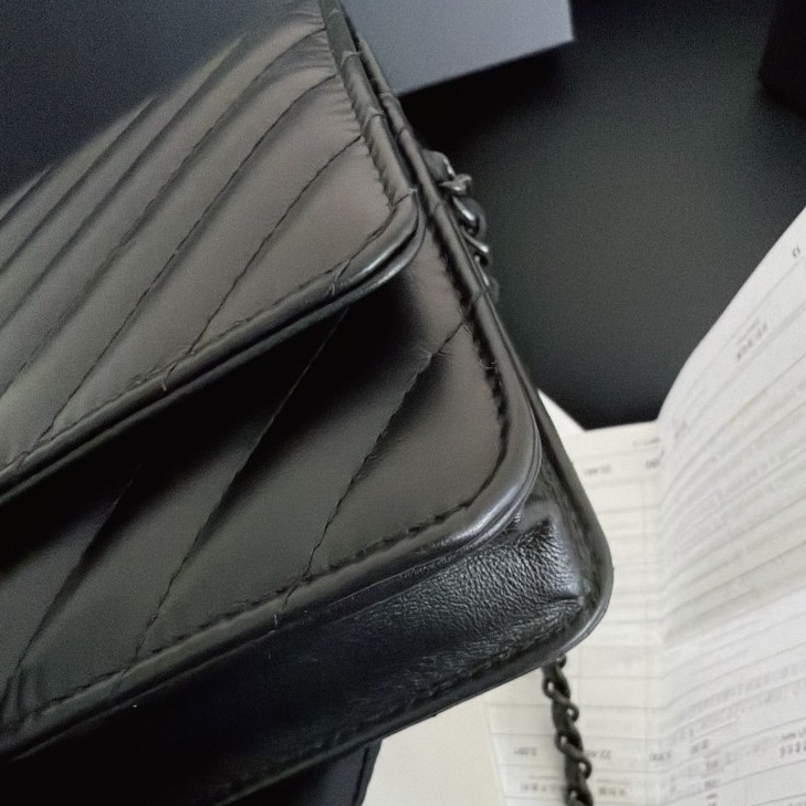 【全新品】香奈兒 Chanel so black全黑褶皺牛皮2.55 woc鏈條包 鐳射24開-11