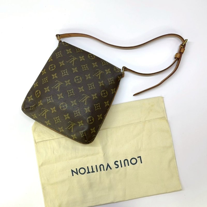 LV Musette老花斜背包-1