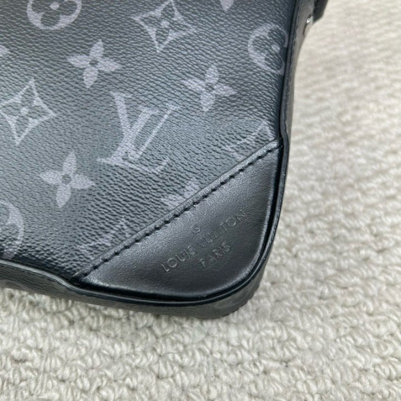 LV路易威登黑武士三合一男士郵差包 少零錢包 經典老花拼接 銀色五金 肩帶可調節 容量大 拉鏈順滑 包可以拆卸 隨意搭配 多種背法-10