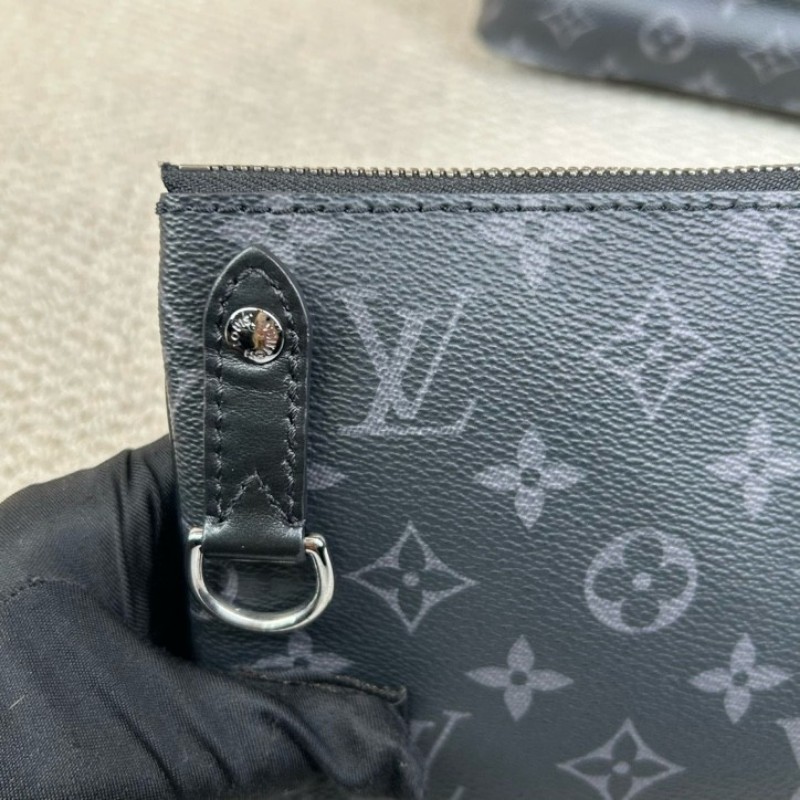 LV路易威登黑武士三合一男士郵差包 少零錢包 經典老花拼接 銀色五金 肩帶可調節 容量大 拉鏈順滑 包可以拆卸 隨意搭配 多種背法-17