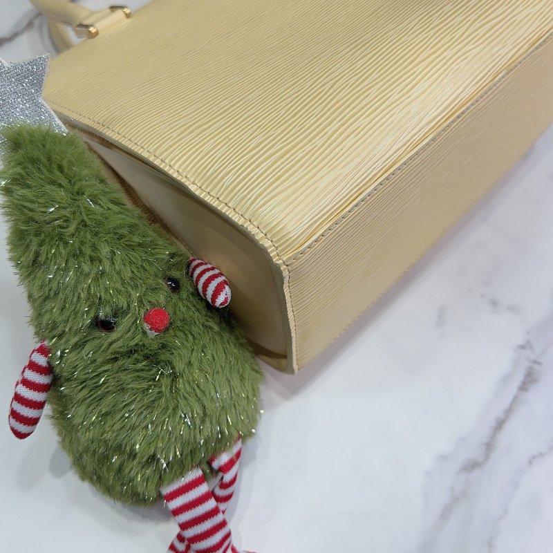 LV EPI 鵝黃手提包-5