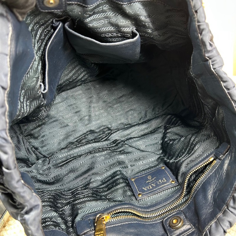 Prada普拉達深藍色降落傘皺褶手提托特包  經典熱門款 深藍色皺褶設計個性十足 容量實用 日常通勤百搭-10