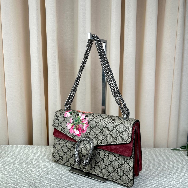 Gucci古馳酒神花卉鏈條包 經典老花配酒紅色麂皮 鏈條肩帶 可單肩可斜挎 容量實用 日常出門很方便-3