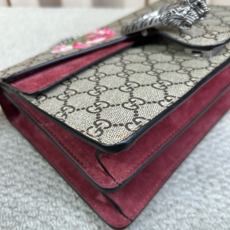 Gucci古馳酒神花卉鏈條包 經典老花配酒紅色麂皮 鏈條肩帶 可單肩可斜挎 容量實用 日常出門很方便-10