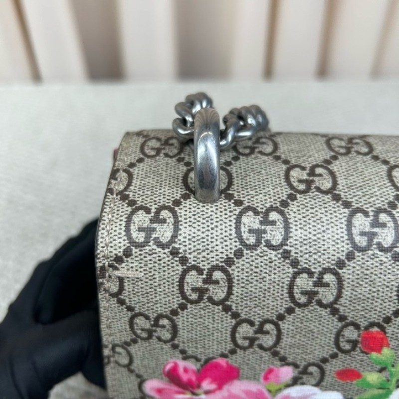 Gucci古馳酒神花卉鏈條包 經典老花配酒紅色麂皮 鏈條肩帶 可單肩可斜挎 容量實用 日常出門很方便-14