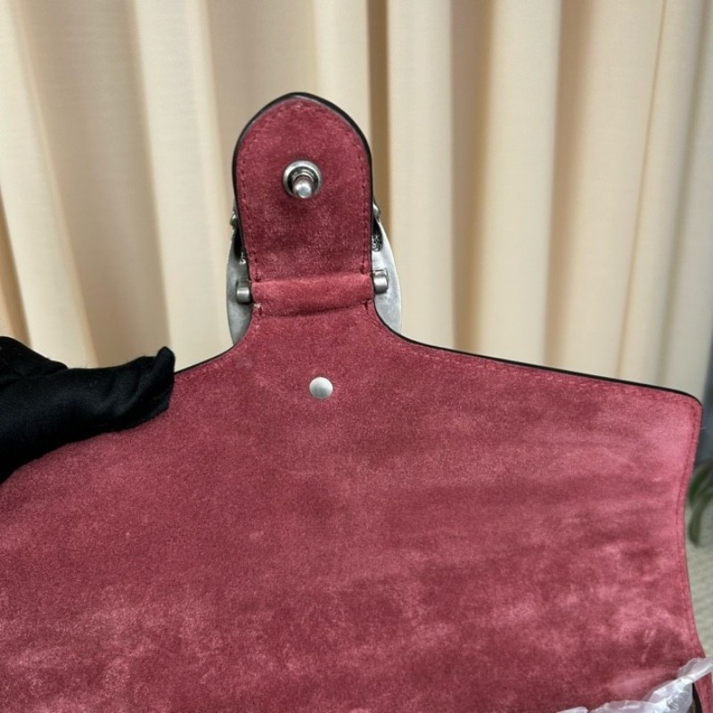 Gucci古馳酒神花卉鏈條包 經典老花配酒紅色麂皮 鏈條肩帶 可單肩可斜挎 容量實用 日常出門很方便-19