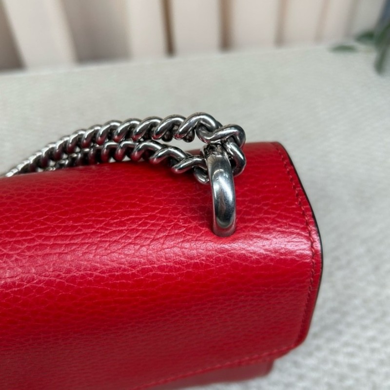 古馳GUCCI紅色鑽扣酒神 銀色鏈條 可單肩可斜挎 鑽扣很有質感 紅色很顯氣質 日常搭配很出彩 容量實用-13