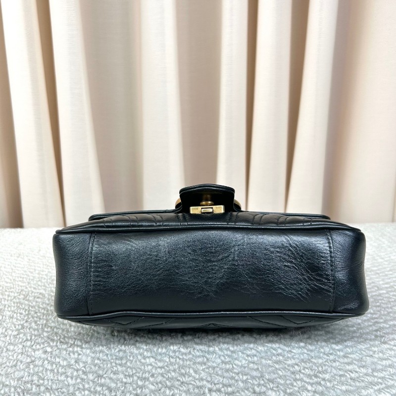 GUCCI古馳馬蒙22單肩斜挎包 古金色的經典雙G標誌 整體飽滿又精緻 出門輕便又百搭-4