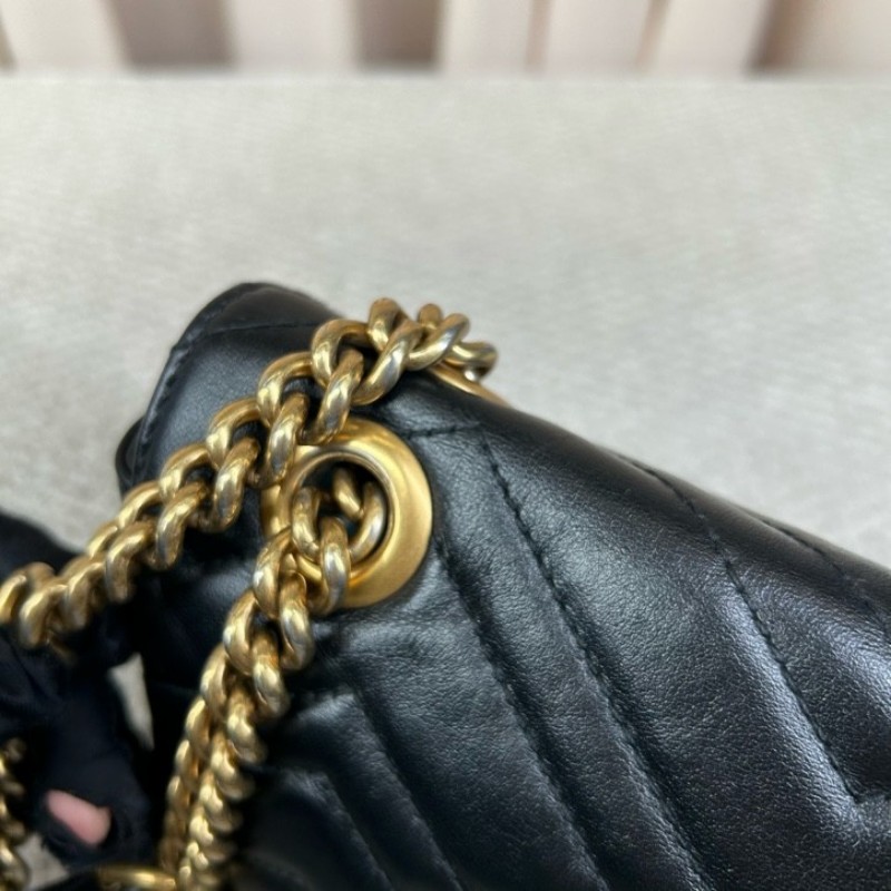 GUCCI古馳馬蒙22單肩斜挎包 古金色的經典雙G標誌 整體飽滿又精緻 出門輕便又百搭-17