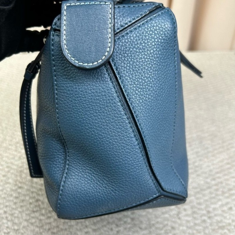 Loewe羅意威 puzzle幾何包 荔枝紋牛皮 有肩帶 可單肩可手提可斜挎 銀色五金 容量實用 日常百搭-11