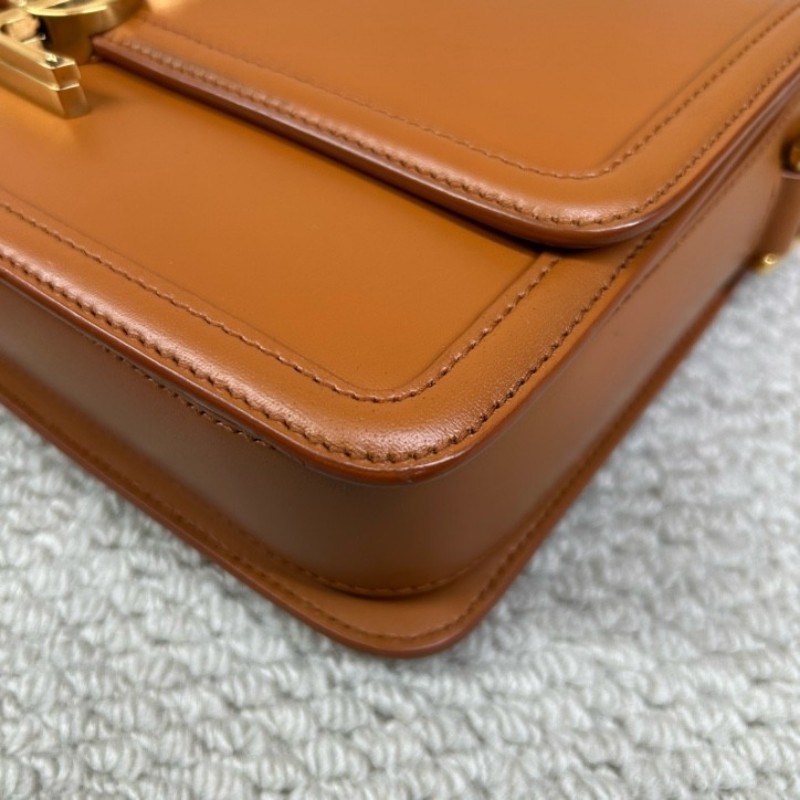 聖羅蘭YSL金標Logo小牛皮豆腐包 黃褐色 可單肩可斜挎 容量實用 日常百搭-10