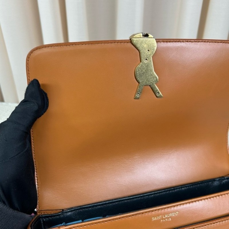 聖羅蘭YSL金標Logo小牛皮豆腐包 黃褐色 可單肩可斜挎 容量實用 日常百搭-18