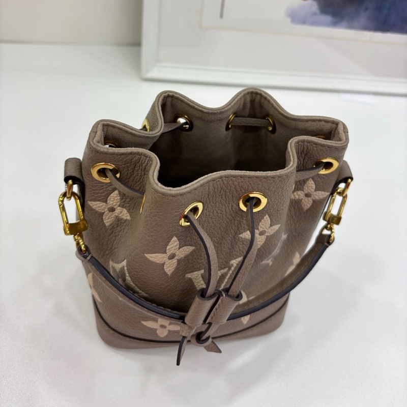 LV 路易威登/Louis Vuitton 水桶nano大象灰牛皮Nano-5