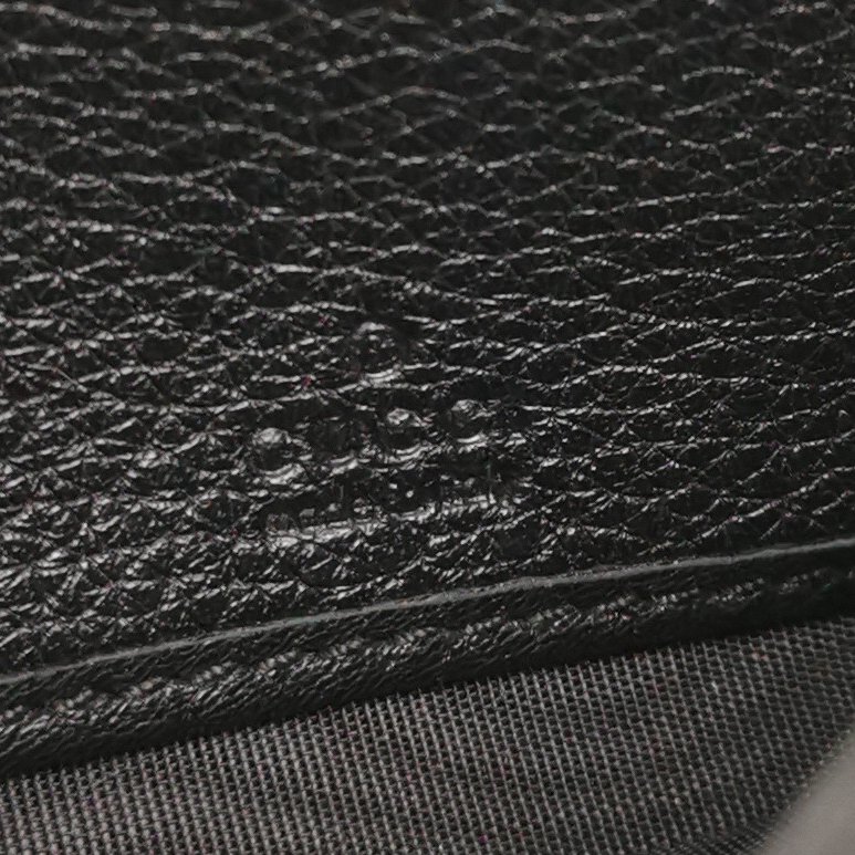 Gucci Soho牛皮純色壓紋雙G錢包-6