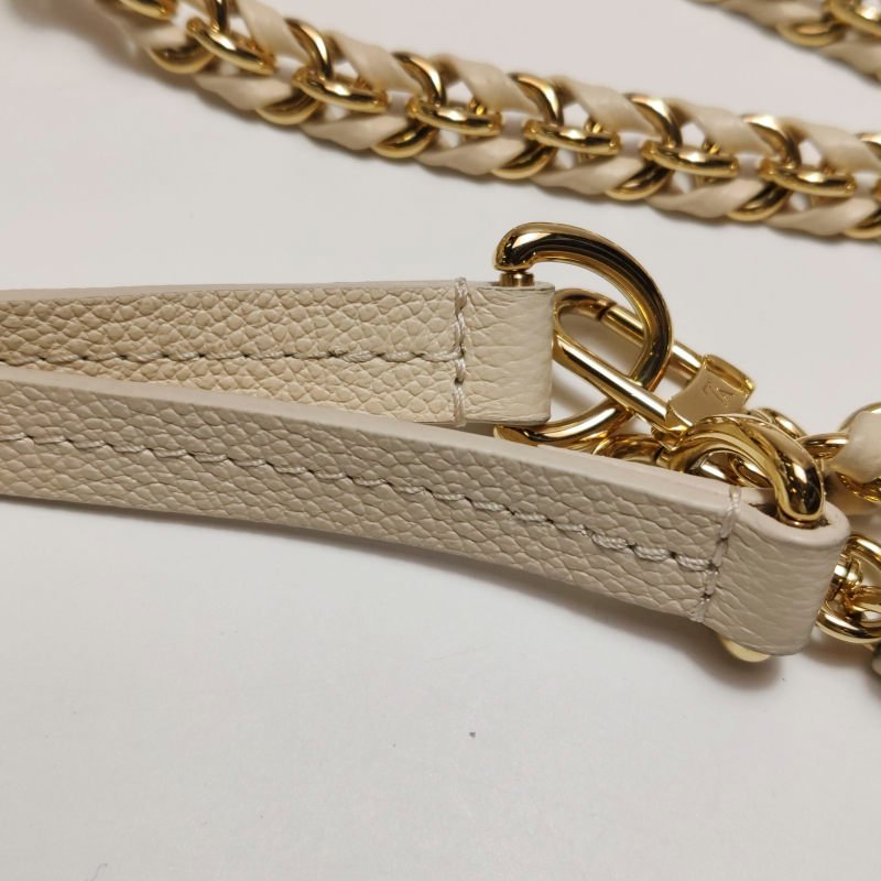 Louis Vuitton(LV) Backup牛皮純色老花壓紋雙肩包晶片款-10