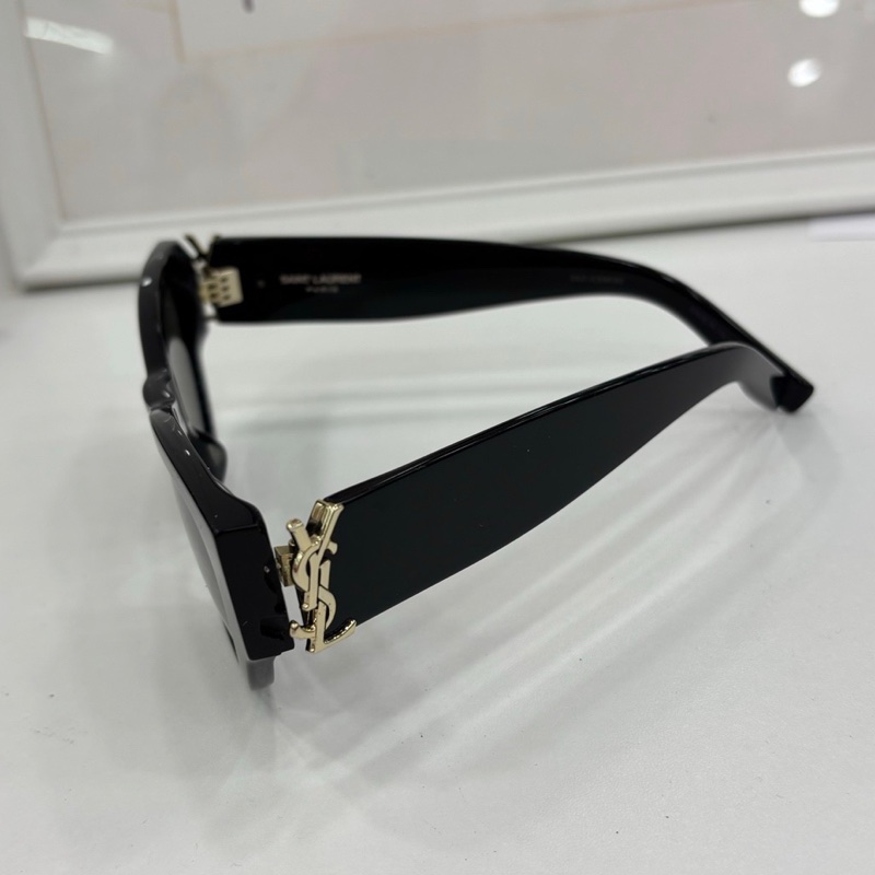 YSL聖羅蘭太陽眼鏡 黑色款 金色logo-2