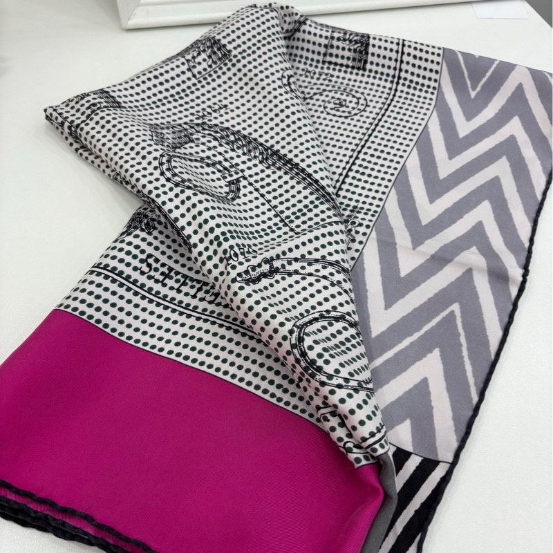 HERMES/愛馬仕 馬銜扣演化 絲巾 桑蠶絲 尺寸 90*90-4