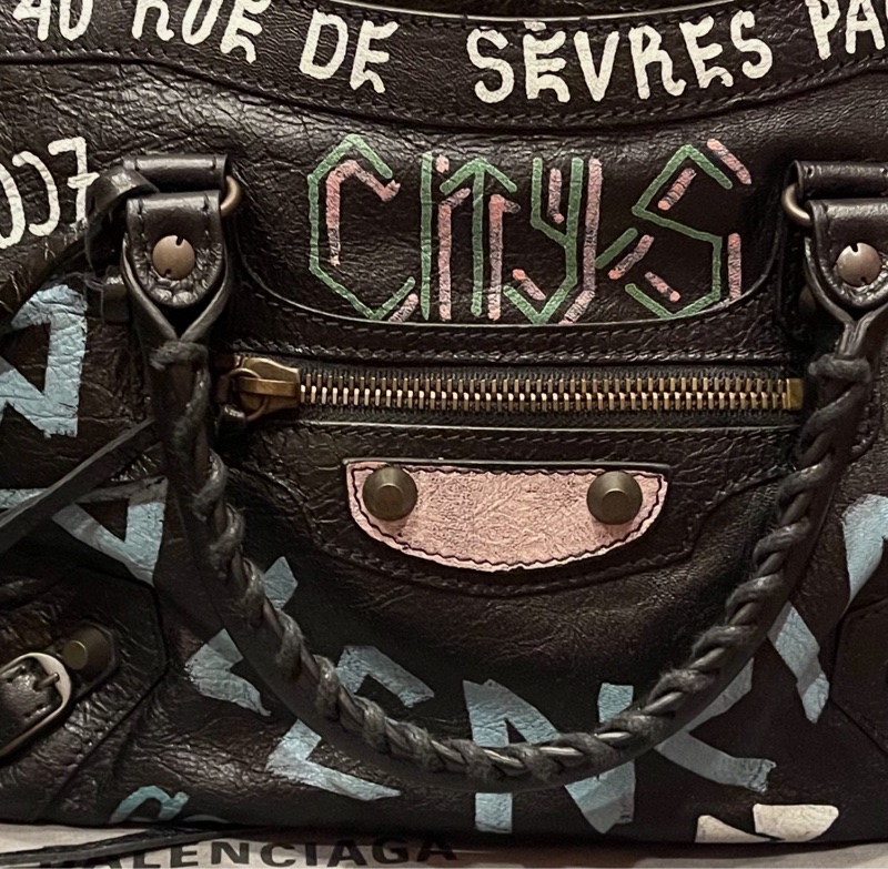 巴黎世家 機車包-2