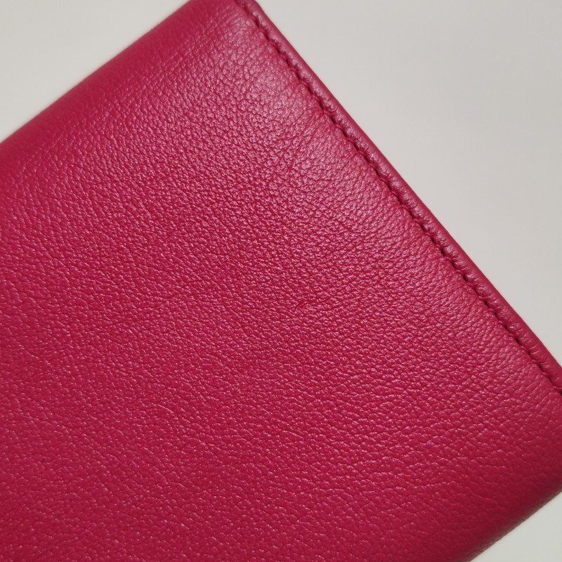 Saint Laurent 牛皮純色YSL標誌錢包-12