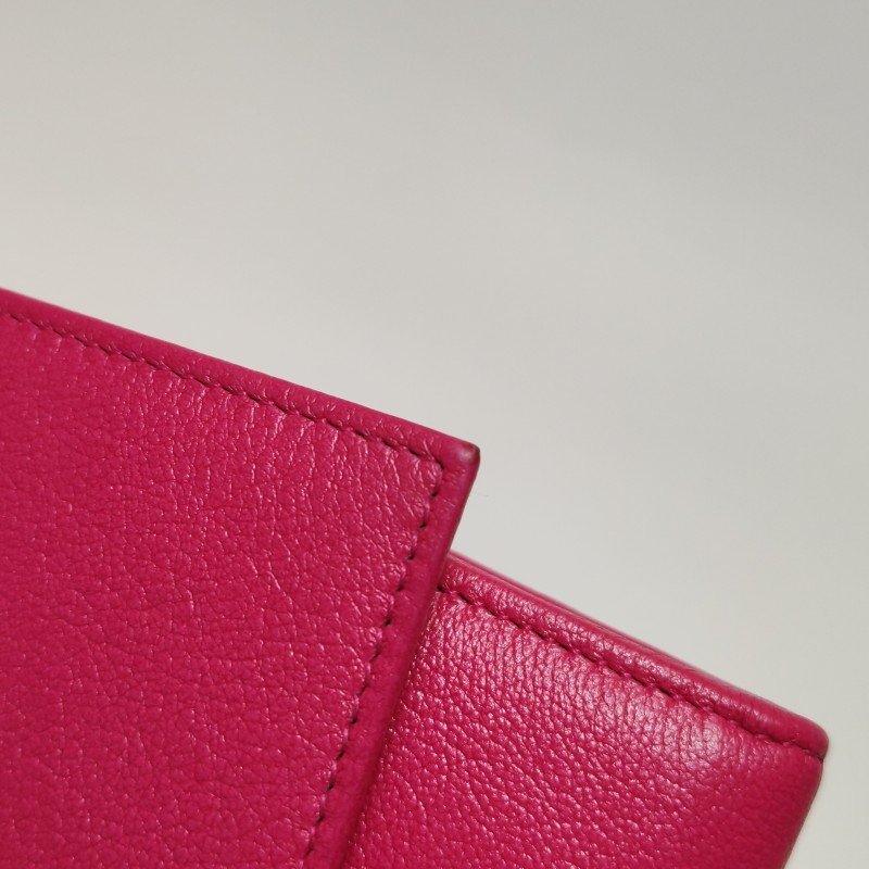 Saint Laurent 牛皮純色YSL標誌錢包-13