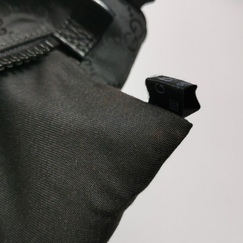 Gucci牛皮尼龍布純色雙G老花皮標字母Logo腰包胸包-8