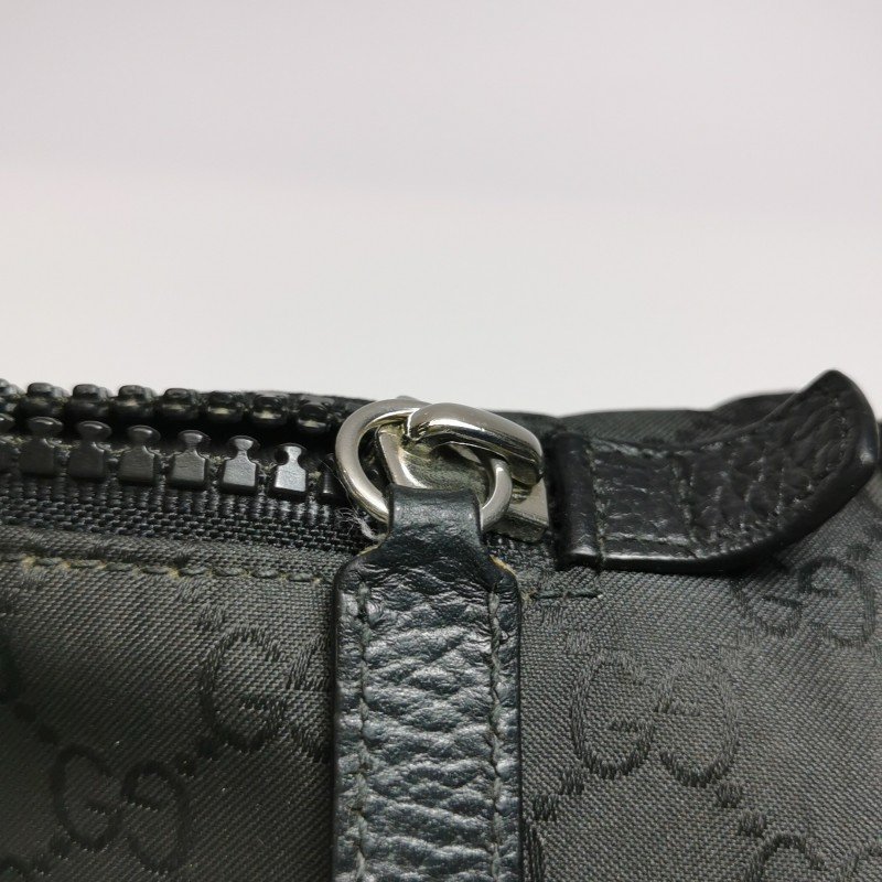 Gucci牛皮尼龍布純色雙G老花皮標字母Logo腰包胸包-11