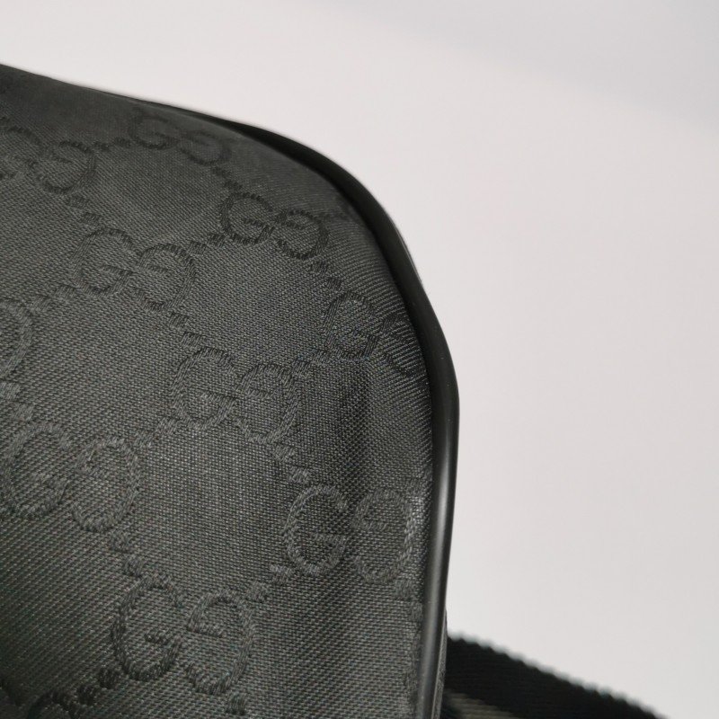 Gucci牛皮尼龍布純色雙G老花皮標字母Logo腰包胸包-20
