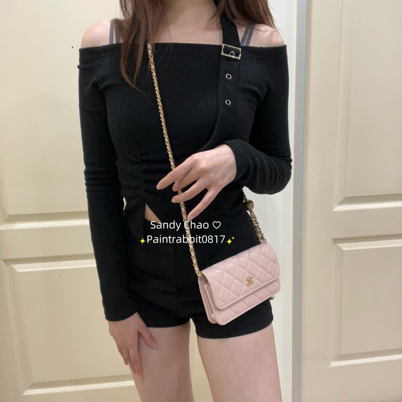 ෆ Chanel 粉色金球mini woc🈶購證-1