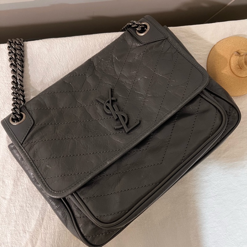 ෆ YSL Niki中號灰色-4