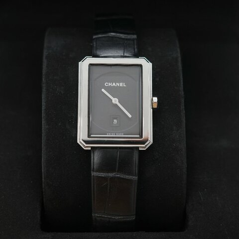 Chanel 香奈兒 BOY·FRIEND 34mm 黑色機刻雕紋 石英腕錶 2017 年