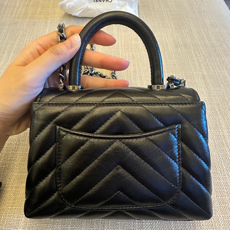 Chanel Coco Handle Nano V紋 黑銀-6