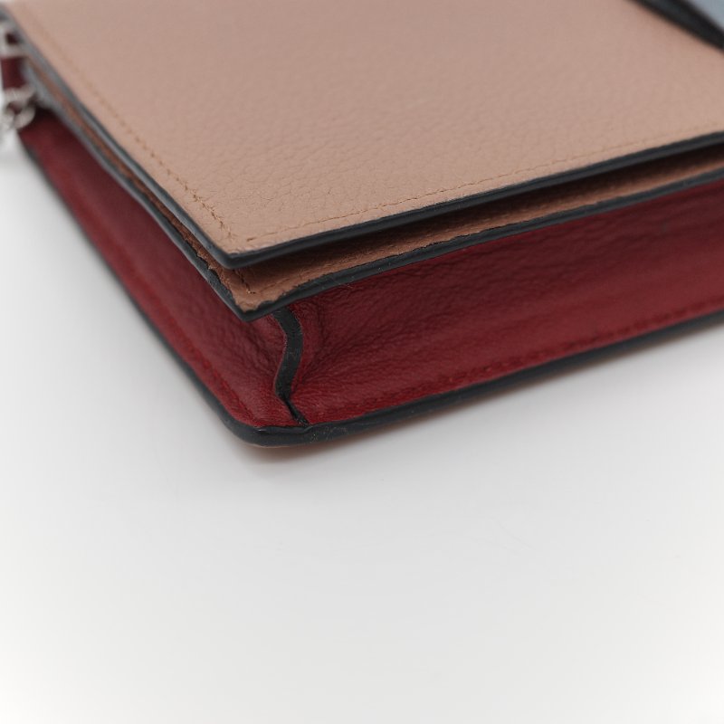 Loewe 羅威 雙色拼接 米色 粉藍色 小牛皮金屬鍊 翻蓋皮夾 斜背包 鏈條包 單肩包 （鏈條可以拆卸）-6