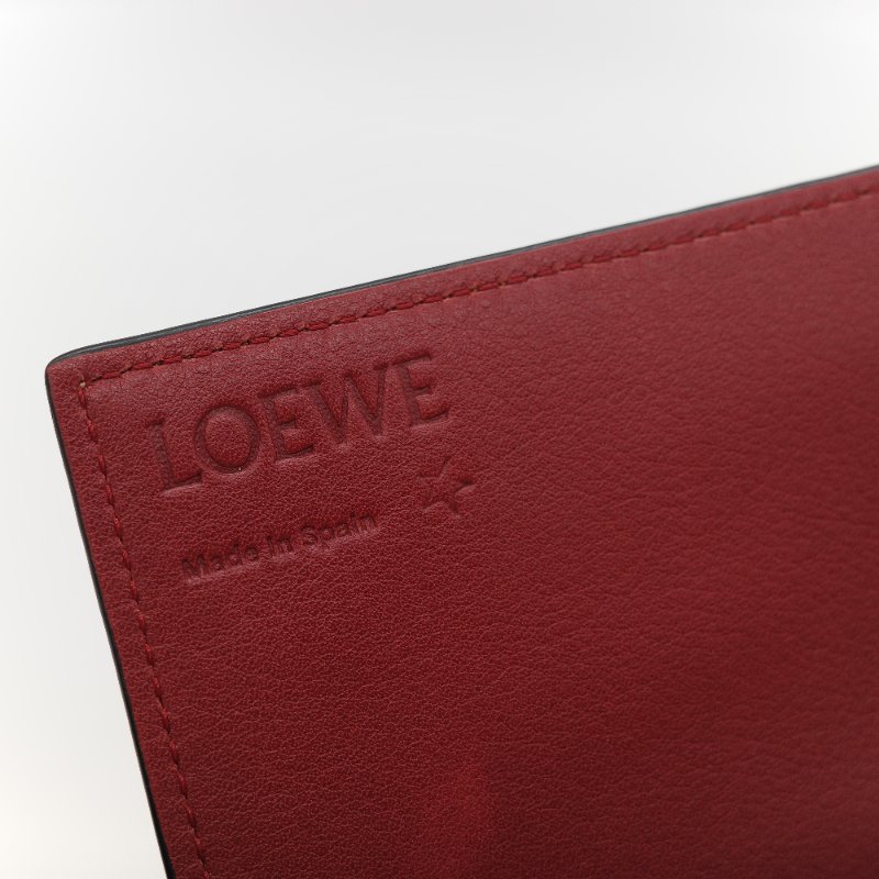 Loewe 羅威 雙色拼接 米色 粉藍色 小牛皮金屬鍊 翻蓋皮夾 斜背包 鏈條包 單肩包 （鏈條可以拆卸）-15