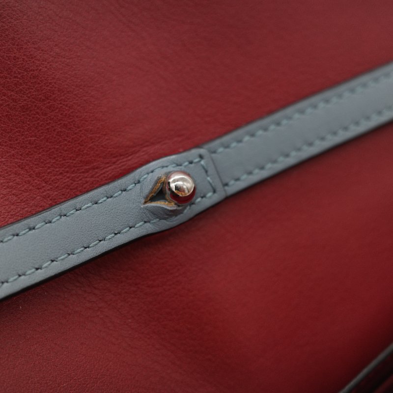 Loewe 羅威 雙色拼接 米色 粉藍色 小牛皮金屬鍊 翻蓋皮夾 斜背包 鏈條包 單肩包 （鏈條可以拆卸）-19