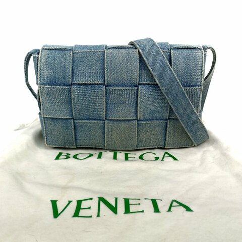 △ Bottega Veneta 寳緹嘉 Blue Denim Cassette Shoulder Bag 藍色牛仔布肩背袋 - 267002920