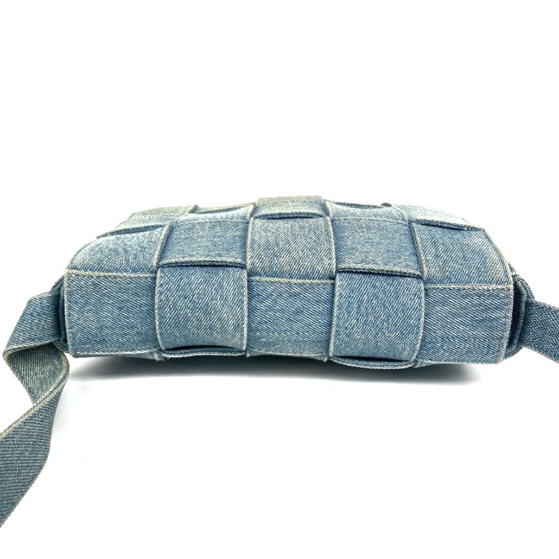 △ Bottega Veneta 寳緹嘉 Blue Denim Cassette Shoulder Bag 藍色牛仔布肩背袋 - 267002920-6