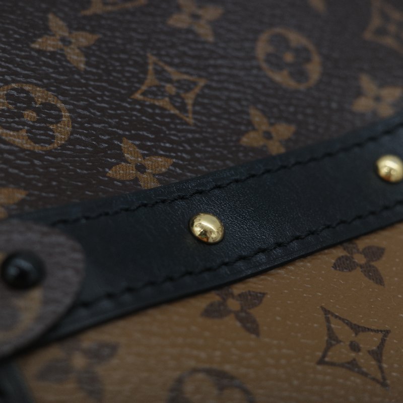 （配件超級全♥️全網最低）Louis Vuitton 路易威登 Monogram Reverse Trunk Clutch 棕色 拼色 金扣 肩背袋-19
