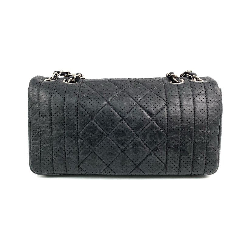 △ Chanel 香奈兒 Black Perforated Calfskin Silver Tone Metal Chain Shoulder Bag No.11 黑色穿孔小牛皮銀色金屬鎖鏈肩背袋No.11 - 267004717-2