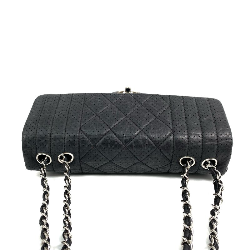 △ Chanel 香奈兒 Black Perforated Calfskin Silver Tone Metal Chain Shoulder Bag No.11 黑色穿孔小牛皮銀色金屬鎖鏈肩背袋No.11 - 267004717-6