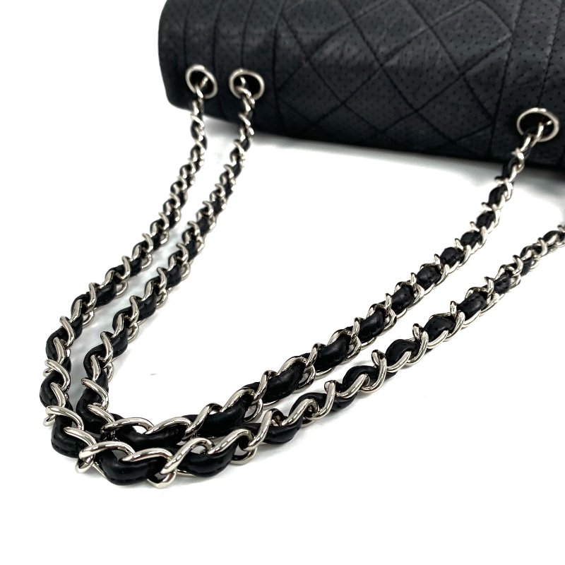 △ Chanel 香奈兒 Black Perforated Calfskin Silver Tone Metal Chain Shoulder Bag No.11 黑色穿孔小牛皮銀色金屬鎖鏈肩背袋No.11 - 267004717-7
