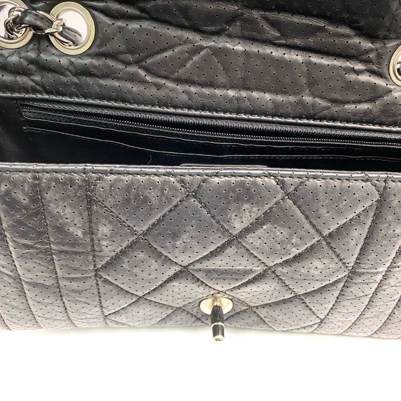 △ Chanel 香奈兒 Black Perforated Calfskin Silver Tone Metal Chain Shoulder Bag No.11 黑色穿孔小牛皮銀色金屬鎖鏈肩背袋No.11 - 267004717-15