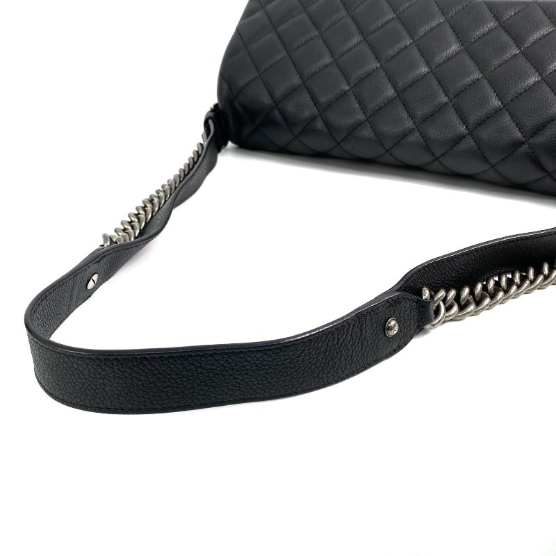 △ Chanel 香奈兒 Black Caviar Skin Ruthenium-Finish Metal Single Flap Chain Shoulder Bag No.22 黑色粒紋小牛皮鍍釕金屬鎖鏈肩背袋No.22 - 267004183-7