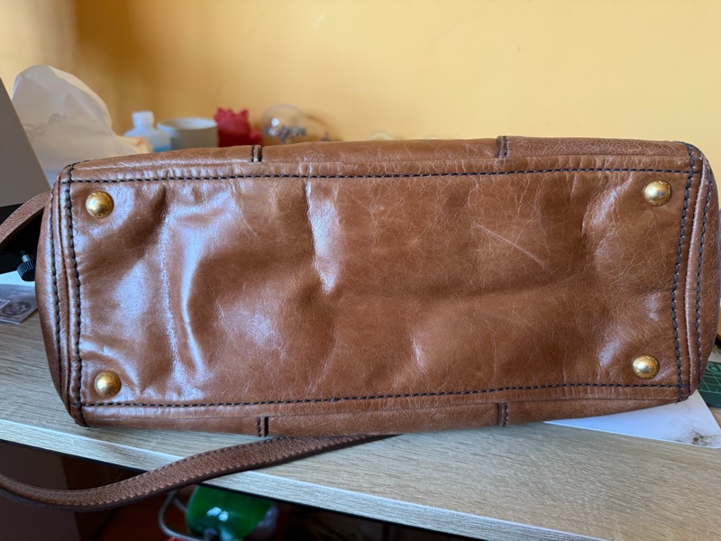 Prada vintage 真皮容量大包-4