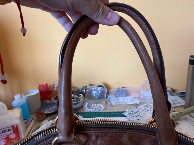 Prada vintage 真皮容量大包-5